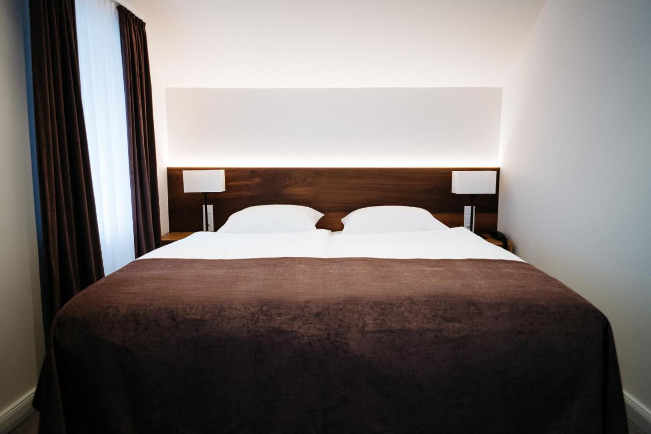 Zum Muehlenteich Hotel Bassum Bagian luar foto