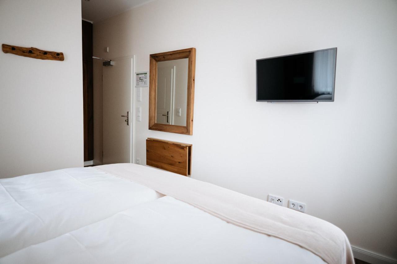 Zum Muehlenteich Hotel Bassum Bagian luar foto