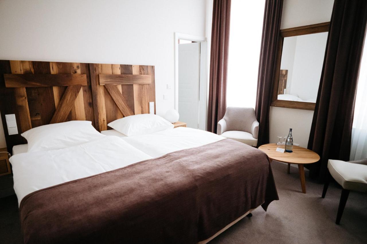 Zum Muehlenteich Hotel Bassum Bagian luar foto